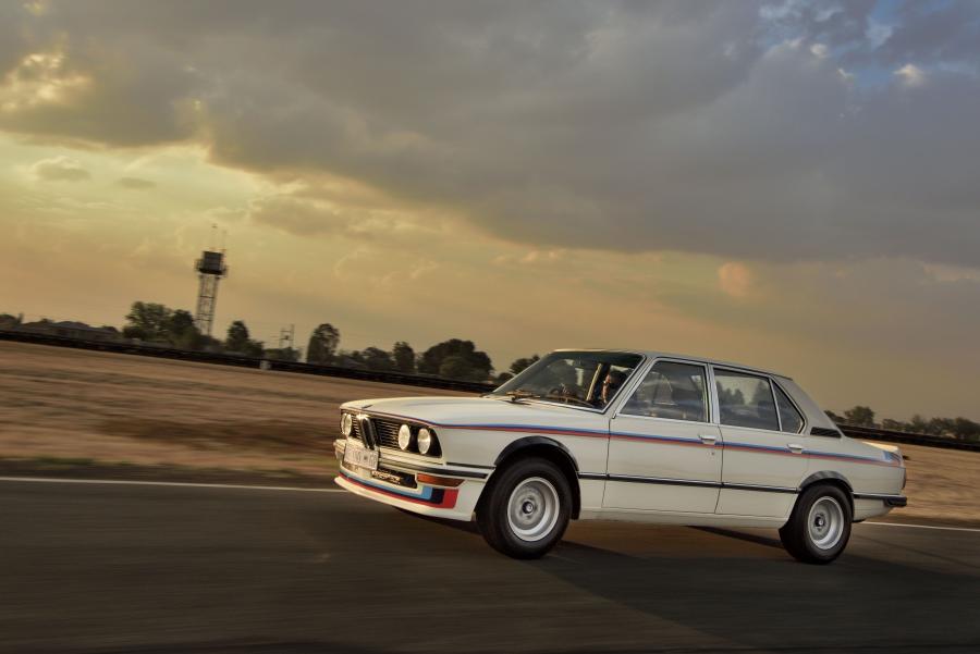  BMW 530 MLE (E12) 1976 года  (ZA) (фото 1 из 95)